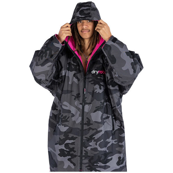 Dryrobe Advance Long Sleeve Change Robe V3 DR104V3 - Black Camo / Pink